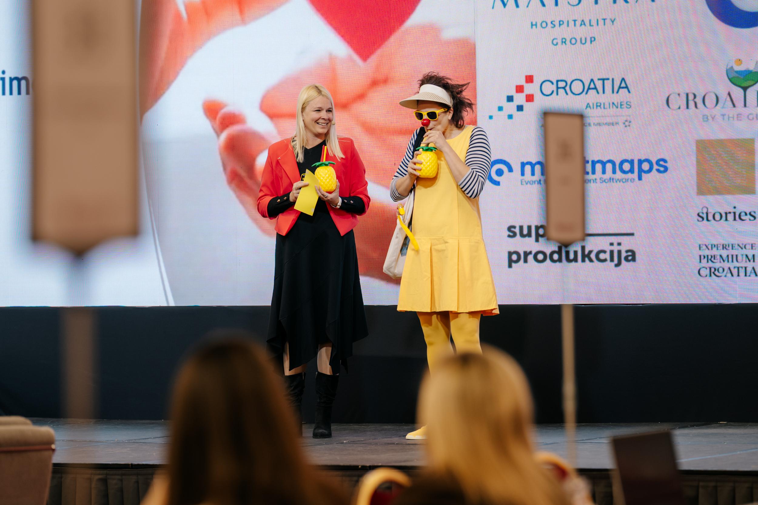 Maja Rusan Meetex Stage Presentation